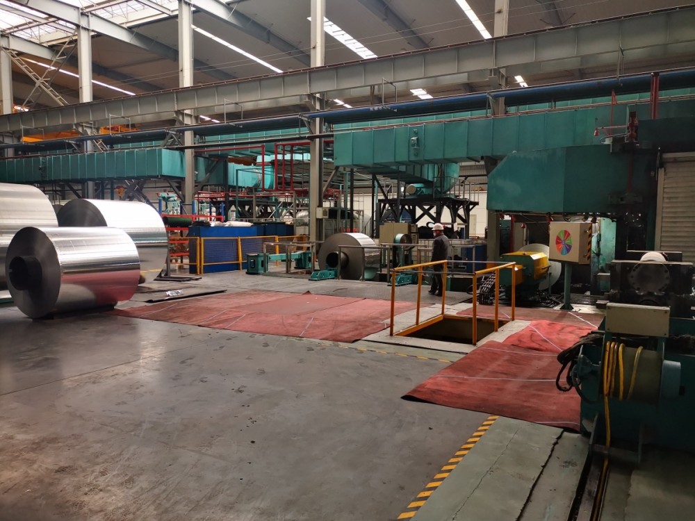 鄭州西郊智能工廠投產(chǎn)驅(qū)動(dòng)鋁材熱銷全球，汽車銷售迎新機(jī)遇